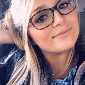 Meet your Posher, Jackie